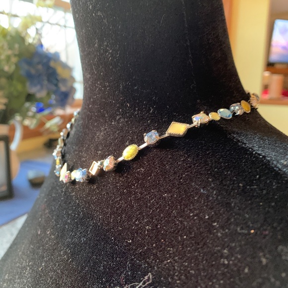 Lia Sophia blue/chartreuse gem necklace - Picture 3 of 4